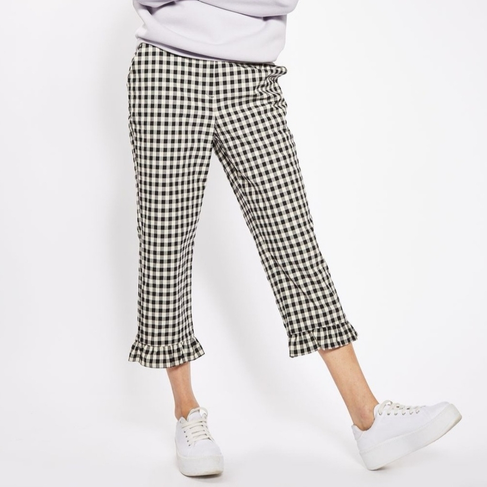 NWOT Topshop Gingham Ruffle Hem Pedal Pusher Pants